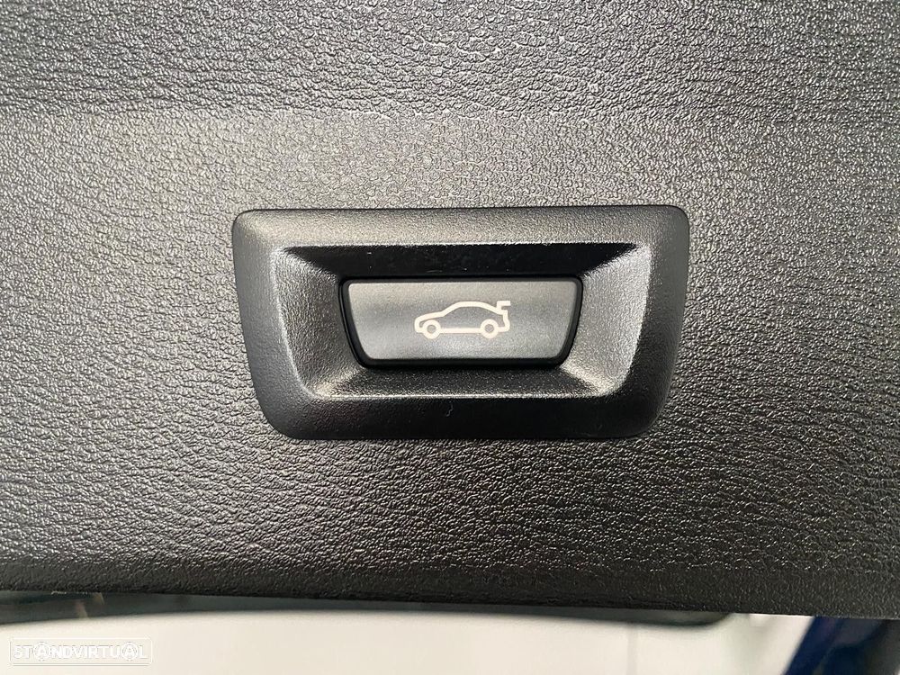 BMW X1 sDrive18d - 8