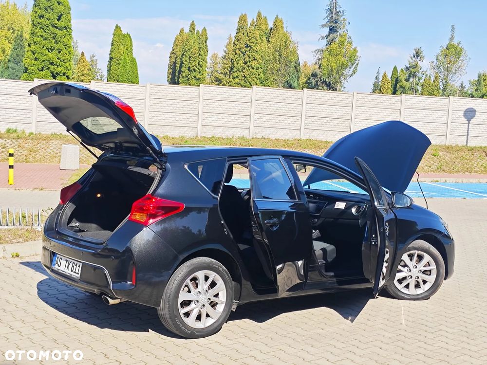 Toyota Auris 2.0 D-4D Premium Comfort - 12
