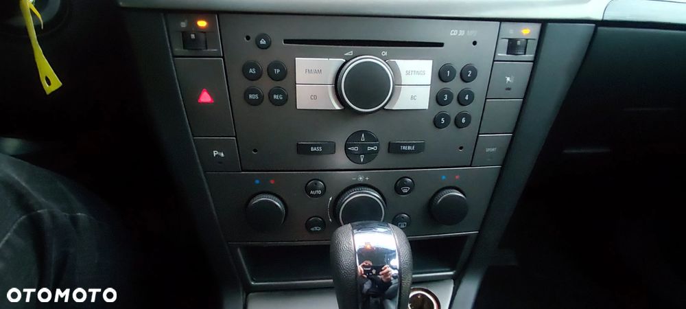 Opel Vectra 1.9 CDTI Cosmo ActiveSelect - 30