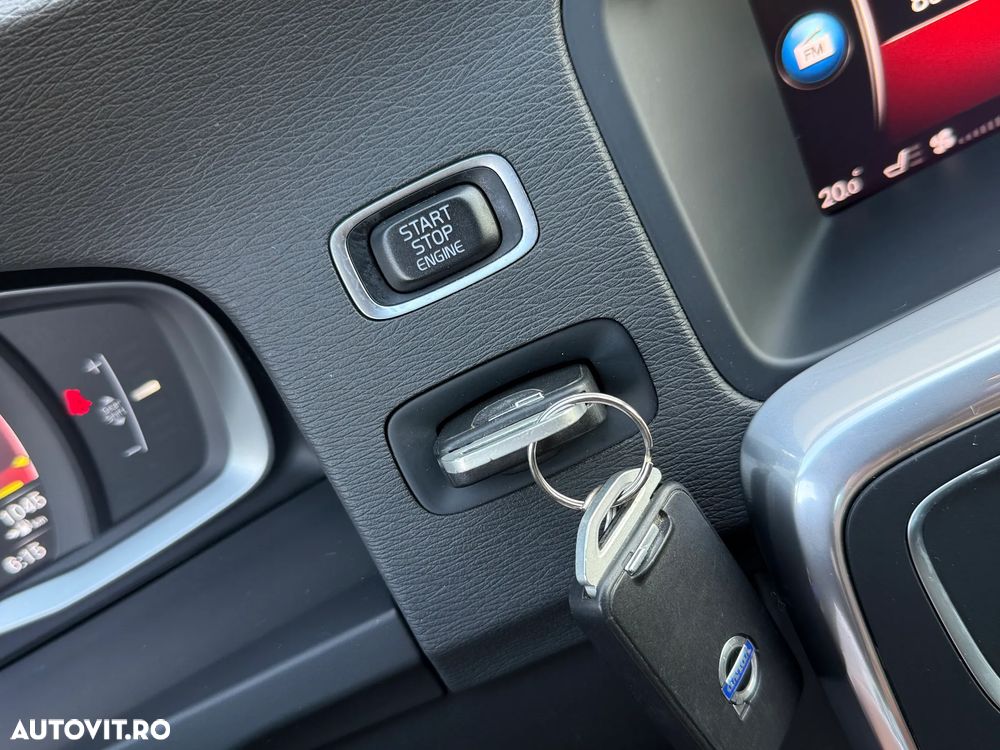 Volvo V60 D2 DRIVe Momentum - 30