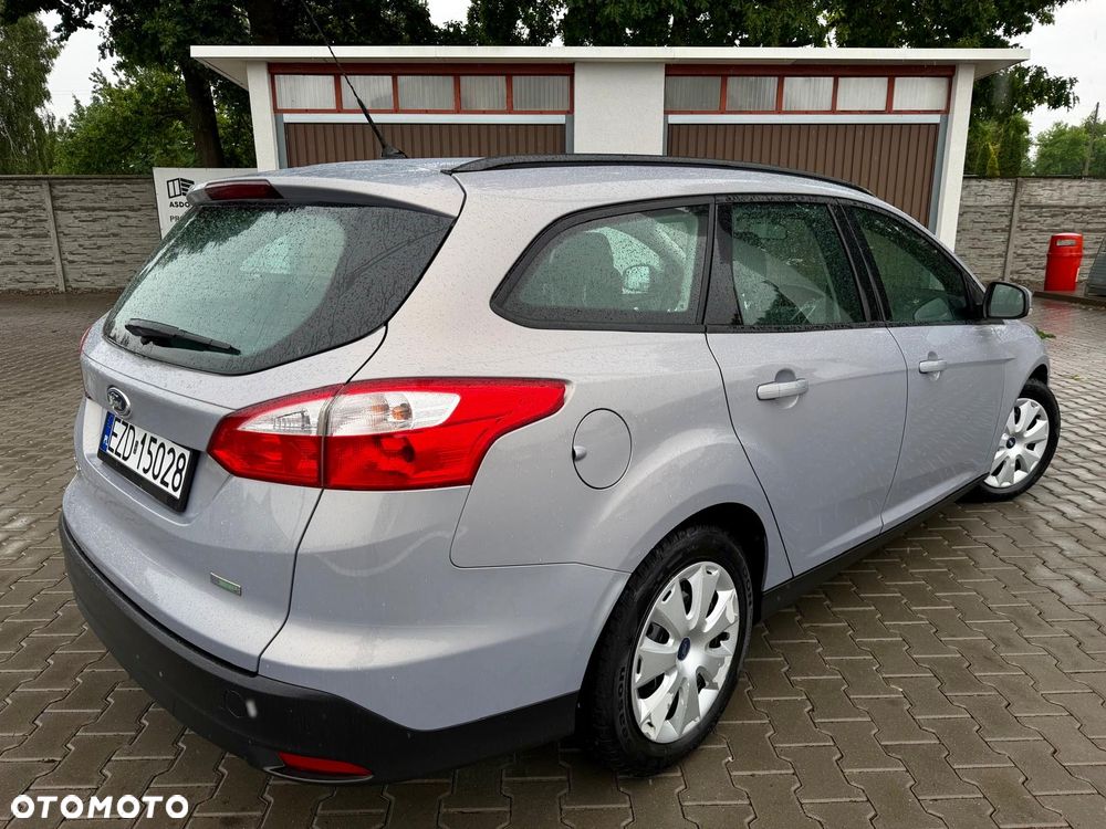 Ford Focus 1.0 EcoBoost Trend - 13