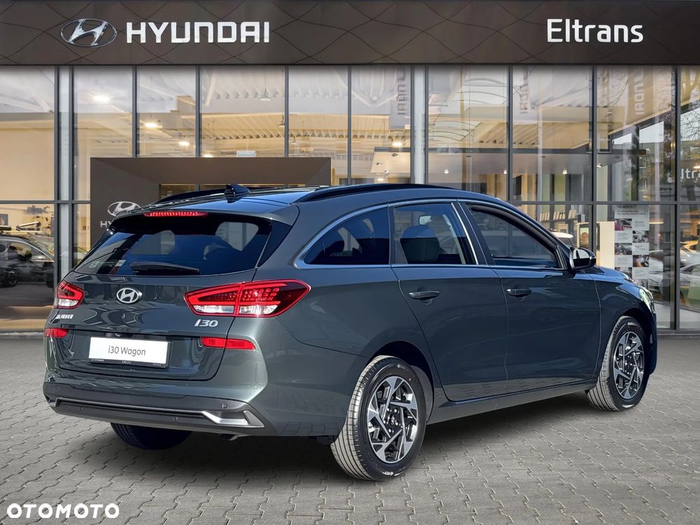 Hyundai i30 1.6 T-GDI Smart DCT - 6