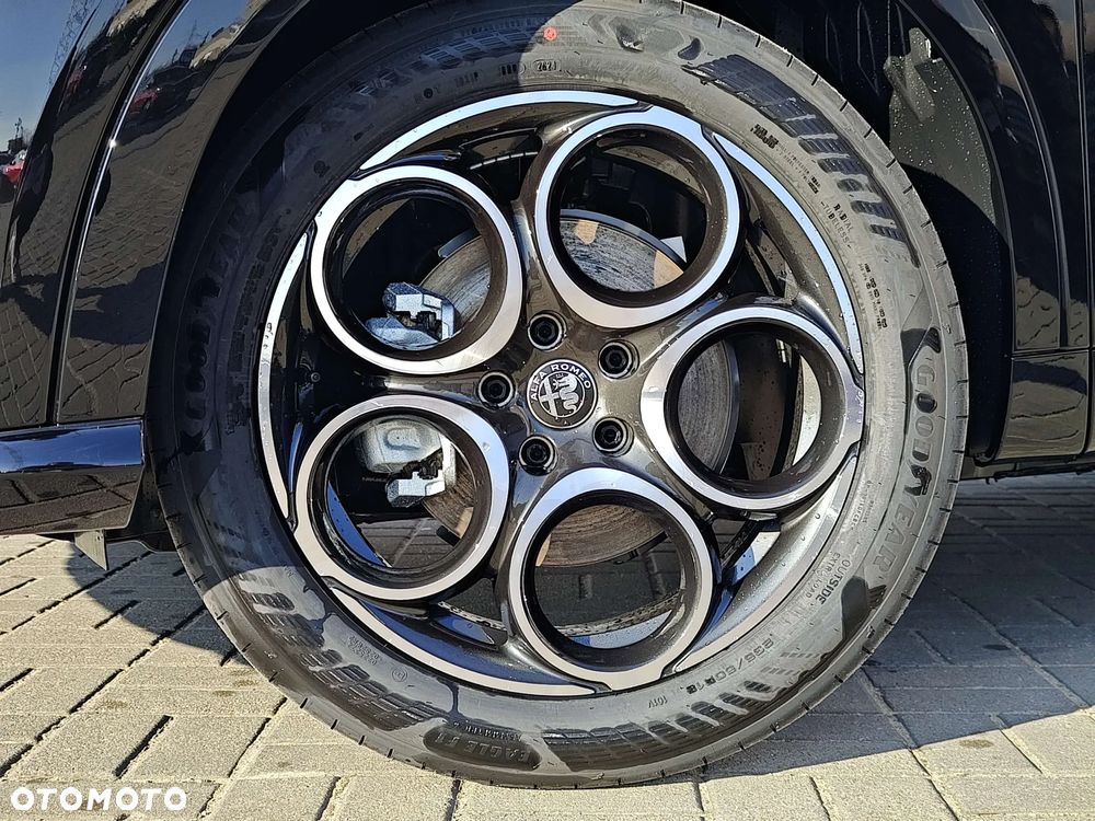 Alfa Romeo Tonale 1.5 T4 GSE mHEV Sprint DCT - 8