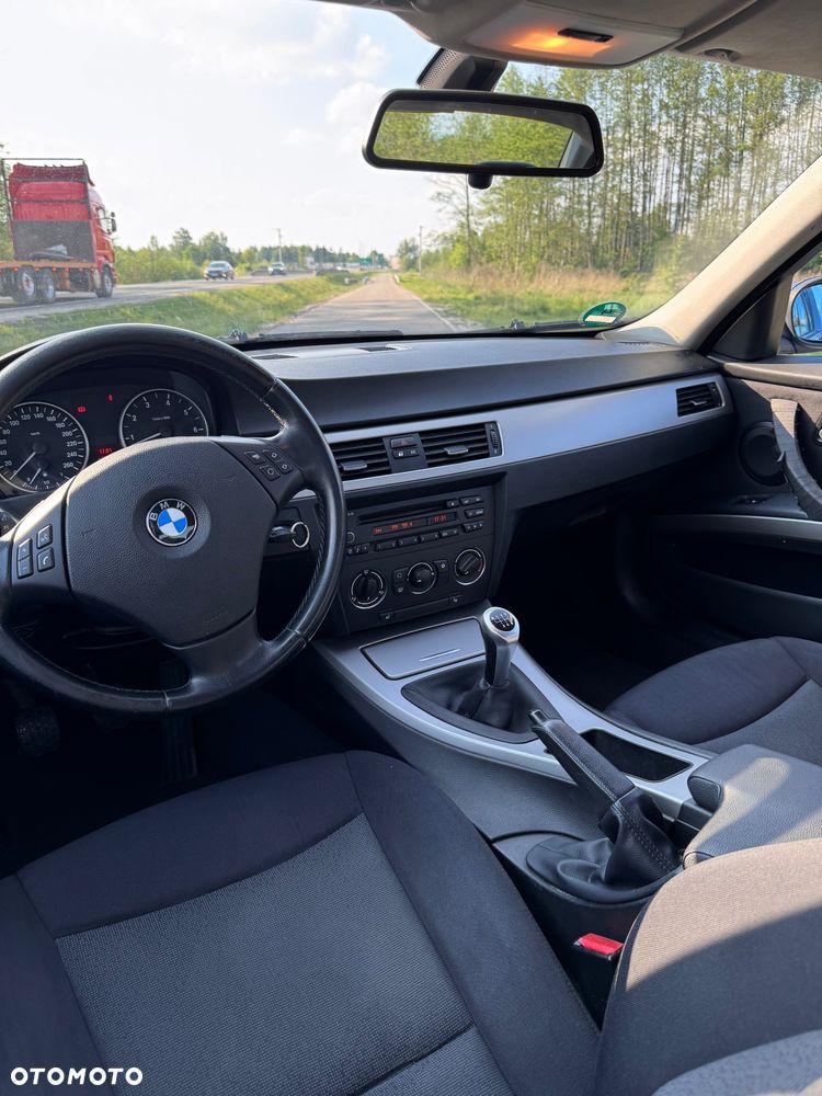 BMW Seria 3 - 8