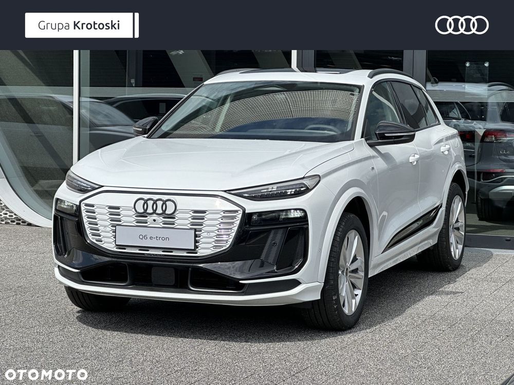 Audi Q6 e-tron - 1