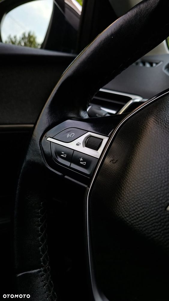 Peugeot 3008 BlueHDi 180 Stop & Start EAT8 Crossway - 28