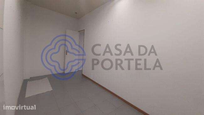 Loja para venda situada no centro do Montijo. - Grande imagem: 4/12