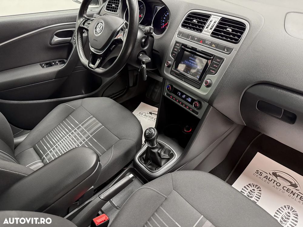 Volkswagen Polo 1.2 TSI Blue Motion Technology Lounge - 11