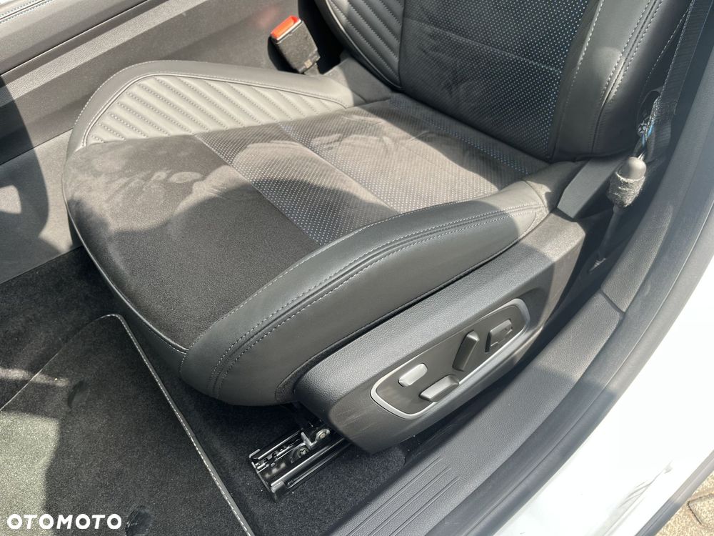 Renault Rafale 1.2 E-Tech Full Hybrid 200 esprit Alpine MMT - 12