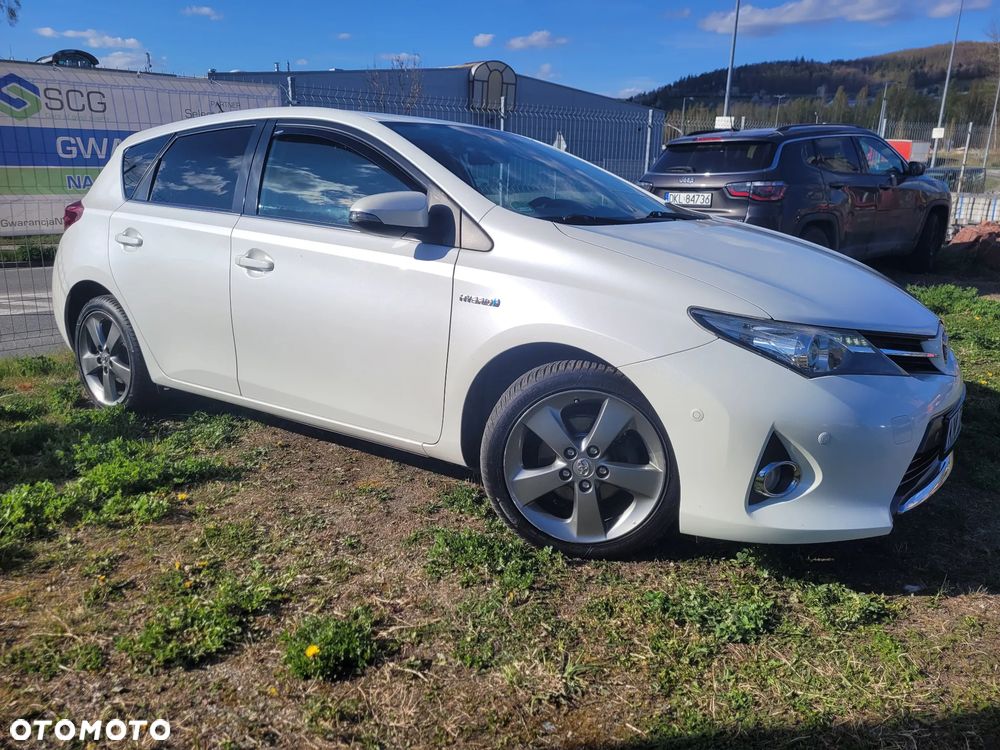 Toyota Auris 1.8 HSD Luna - 8