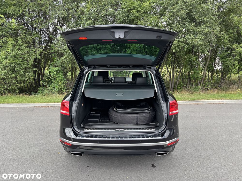 Volkswagen Touareg 3.0 V6 TDI BMT Business Line - 24