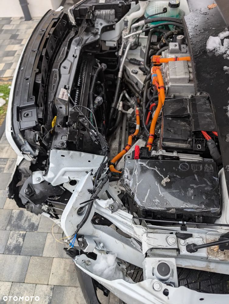 Volvo XC 40 82kWh P8 Recharge AWD Pro - 25