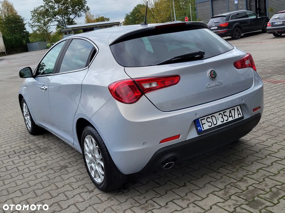 Alfa Romeo Giulietta 1.6 JTDM 16V TCT Super - 10
