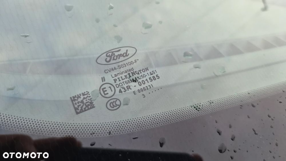 Ford Kuga 2.0 TDCi 4x4 Titanium - 34