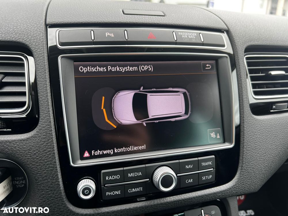 Volkswagen Touareg - 18