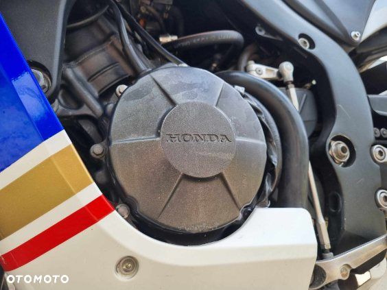 Honda CBR - 6