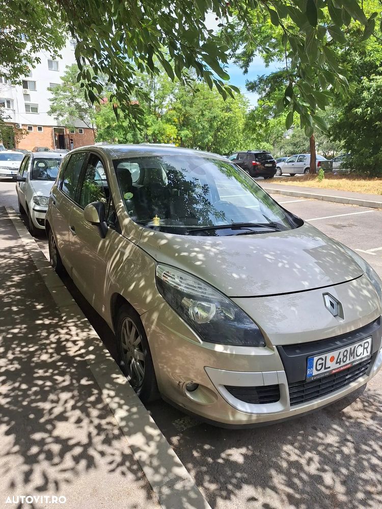 Renault Scenic 1.9dCi Privilege - 4