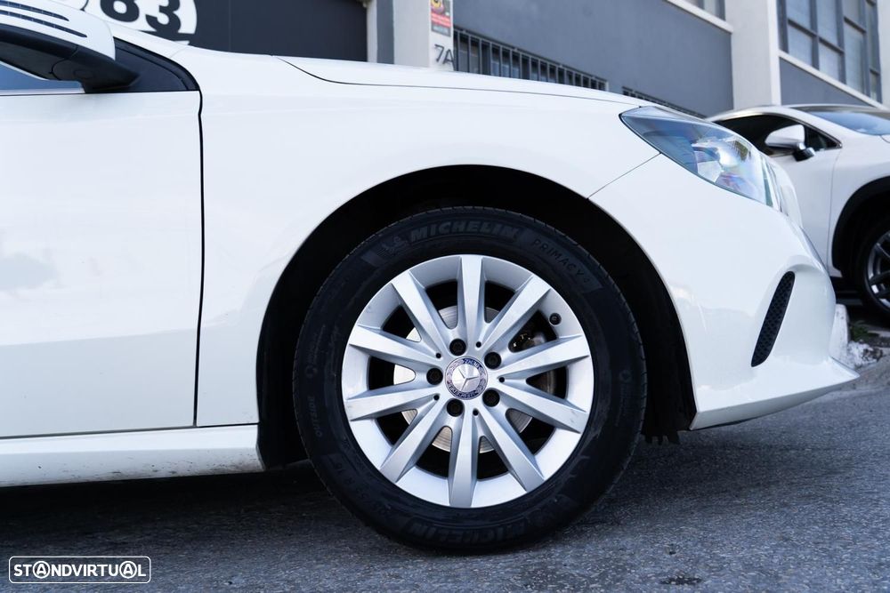 Mercedes-Benz A 160 d Urban - 4