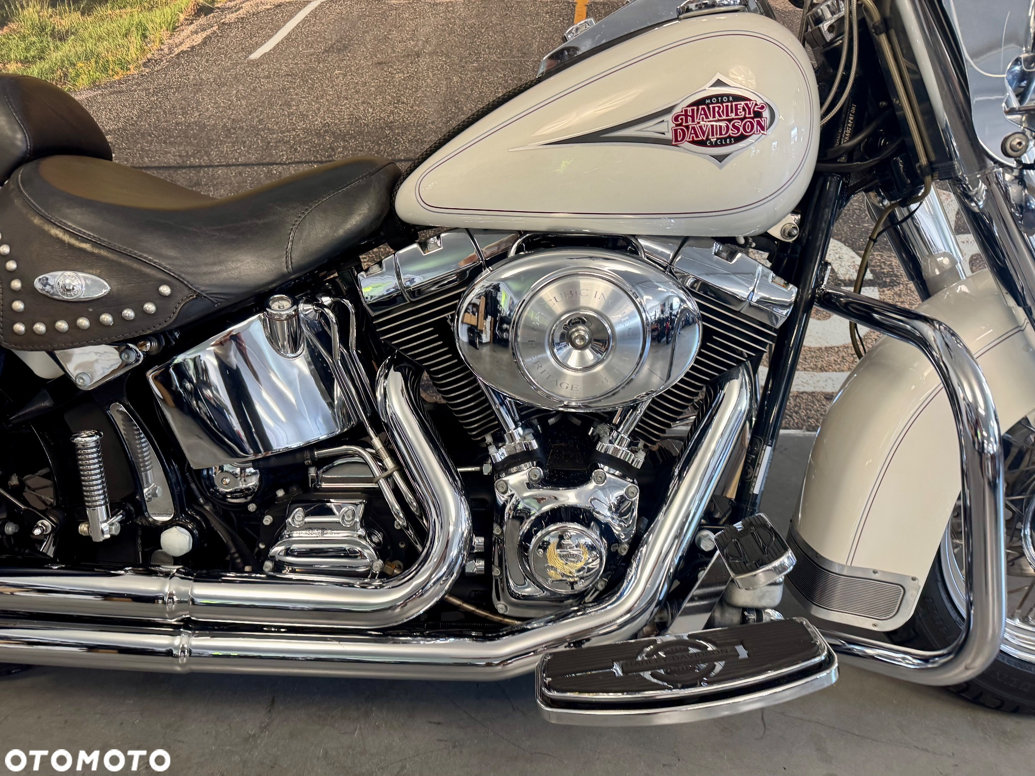Harley-Davidson Softail Heritage Classic - 10