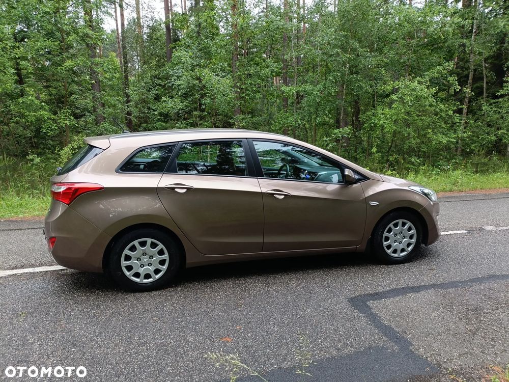 Hyundai i30 1.6 CRDi Comfort - 18