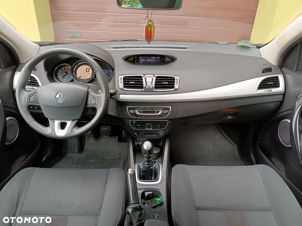 Renault Megane 1.6 16V Confort Privilege - 13