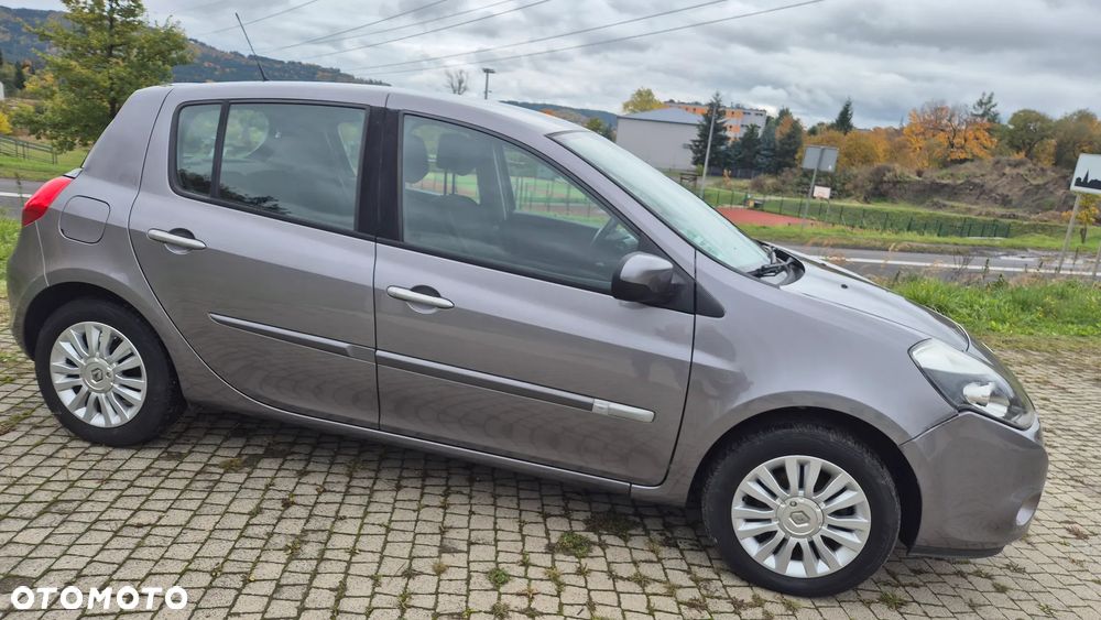 Renault Clio 1.2 16V 75 Dynamique - 6