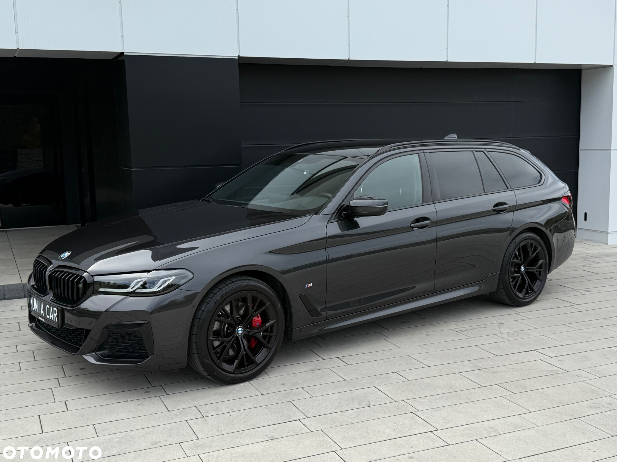 BMW Seria 5 520d xDrive Touring M Sport Edition - 21