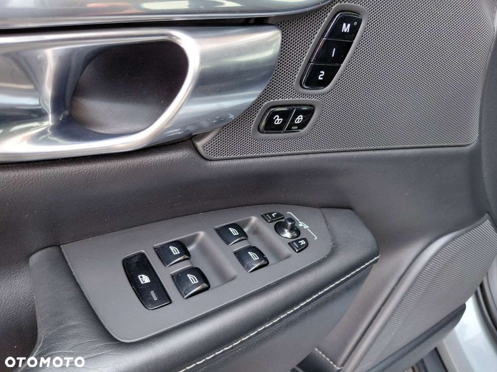 Volvo V90 Cross Country - 9
