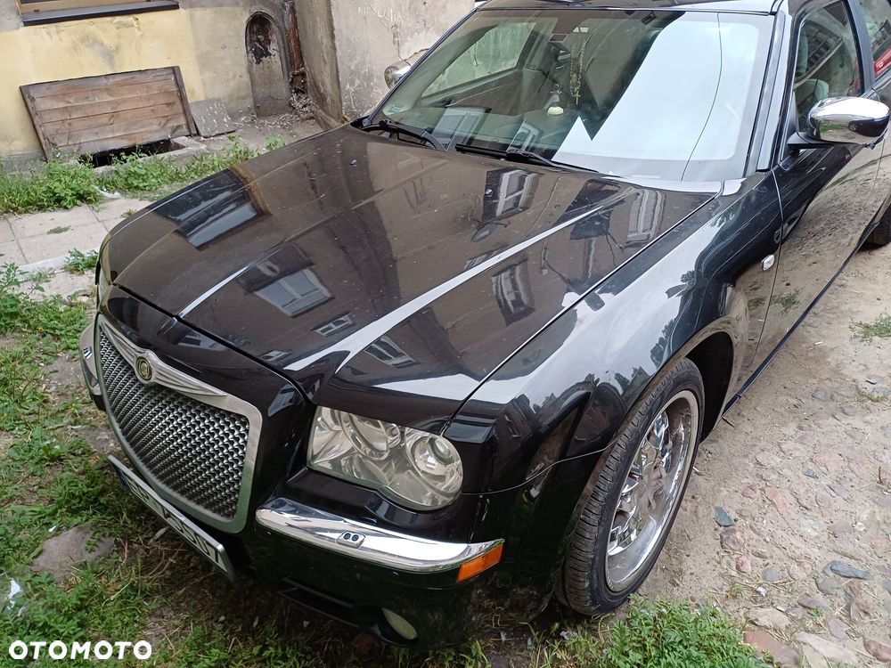 Chrysler 300C - 5
