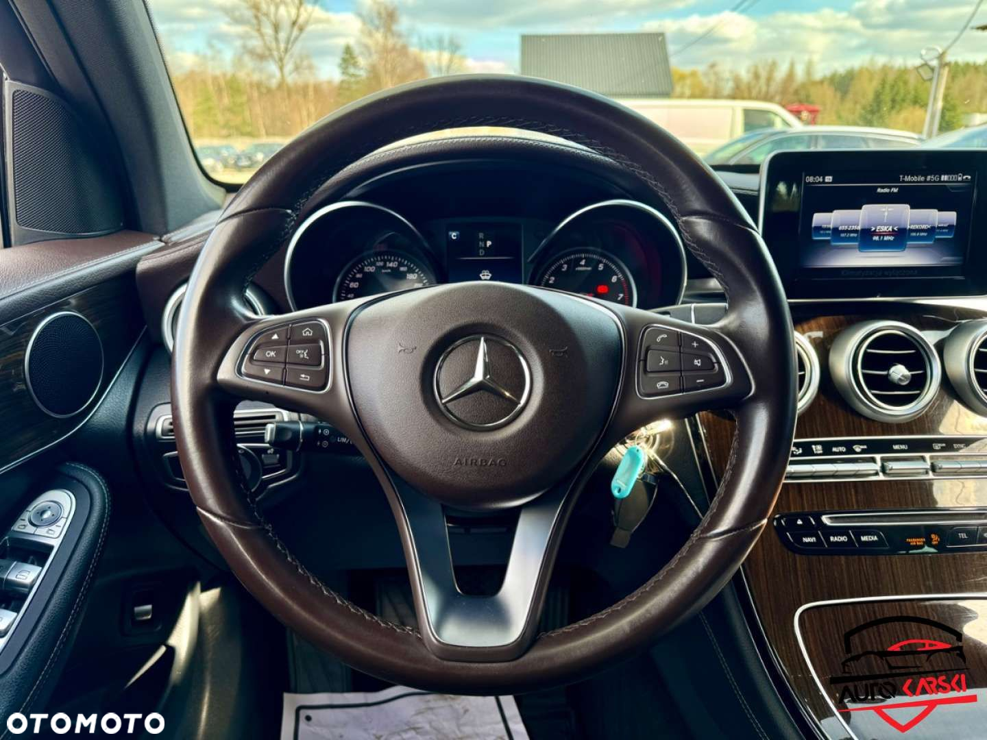 Mercedes-Benz GLC - 27