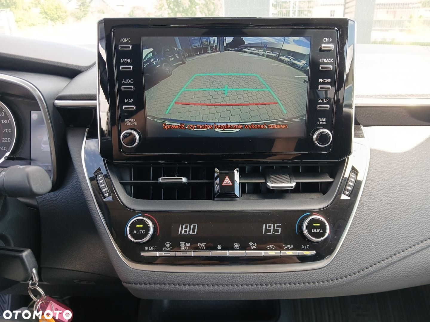 Toyota Corolla - 23