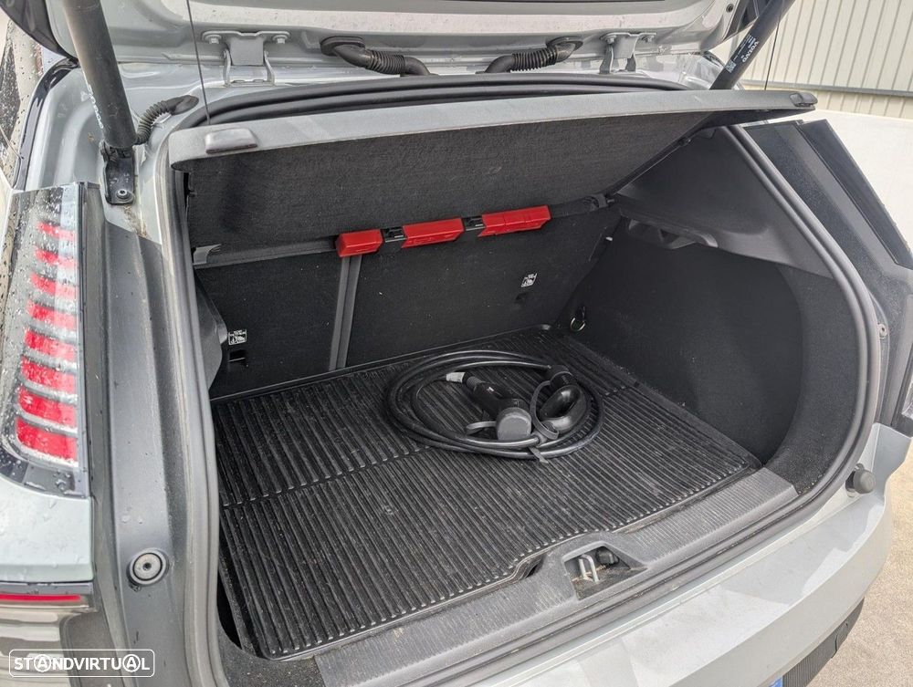 Volvo EX30 69 kWh Single Motor Extended Range Plus - 13