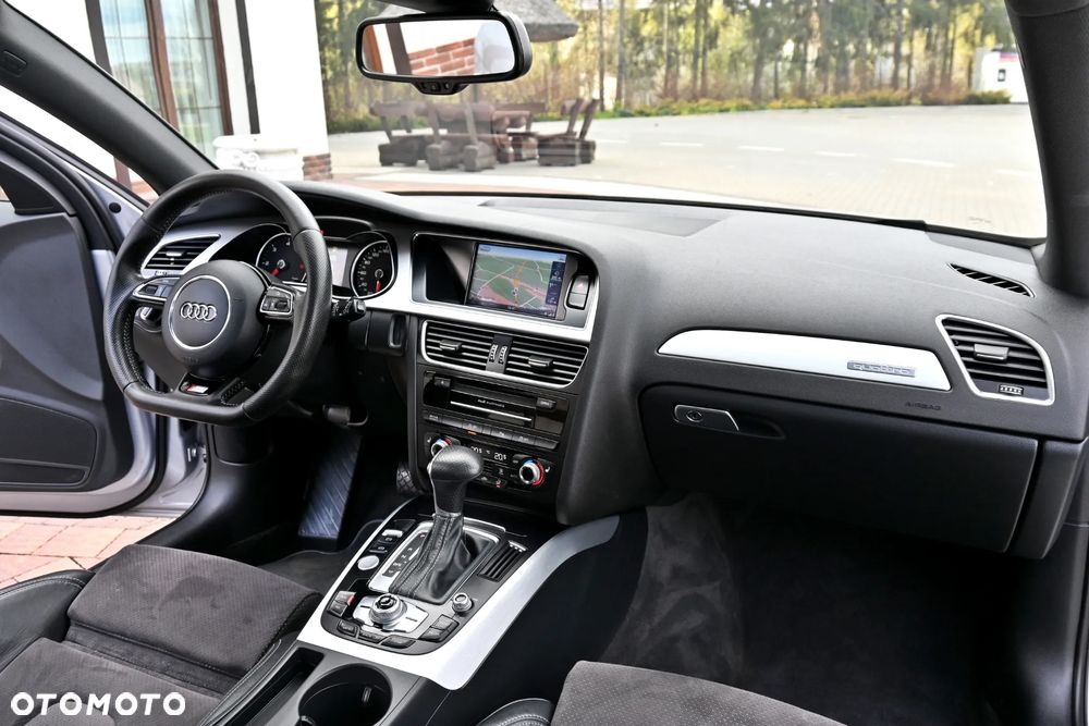 Audi A4 Avant 2.0 TDI Quattro Line S tronic - 20