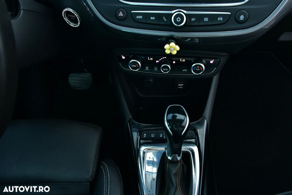 Opel Crossland - 22