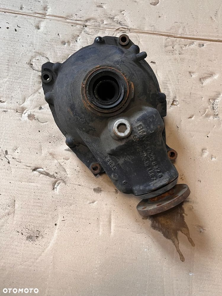 BMW X3 E83 3.0 B 06r most dyfer przod 1428832 - 2