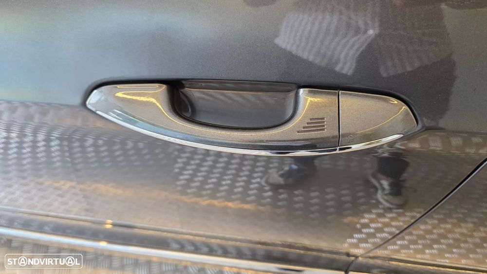 Ford S-Max 2.0 TDCi Vignale Powershift - 35