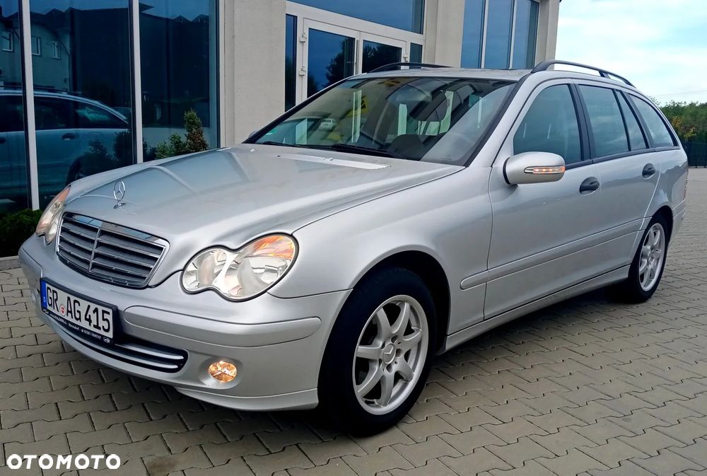 Mercedes-Benz Klasa C 180 T Kompressor Elegance Sport Edition - 2