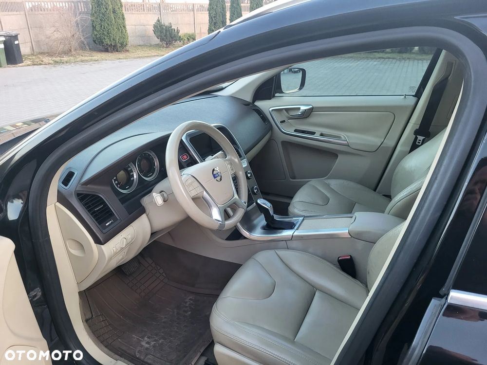 Volvo XC 60 - 10