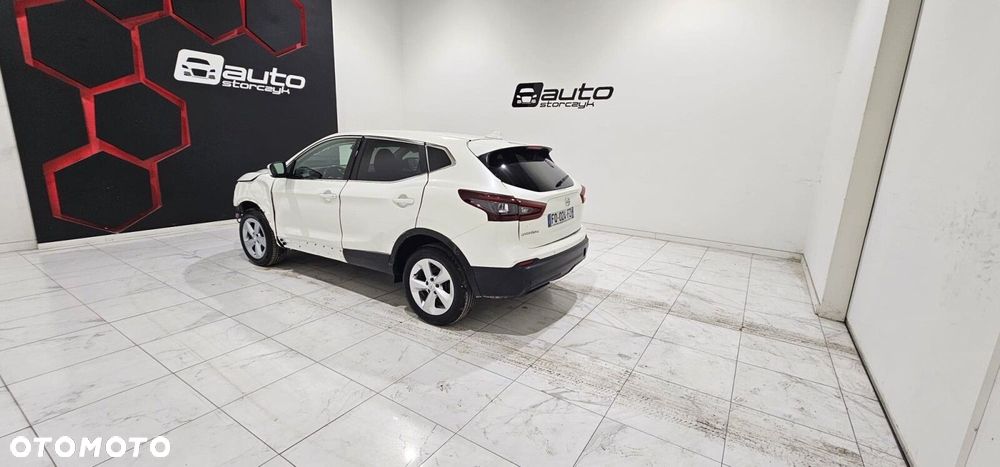 Nissan Qashqai - 2