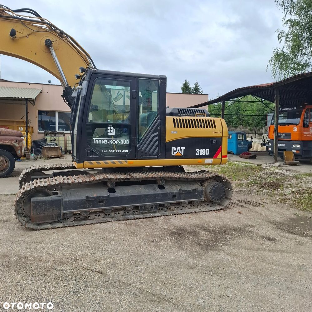 Caterpillar 319D - 1