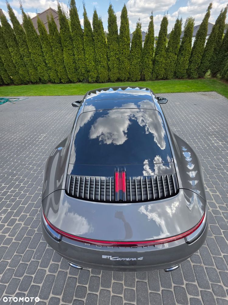 Porsche 911 Carrera 4 PDK - 20