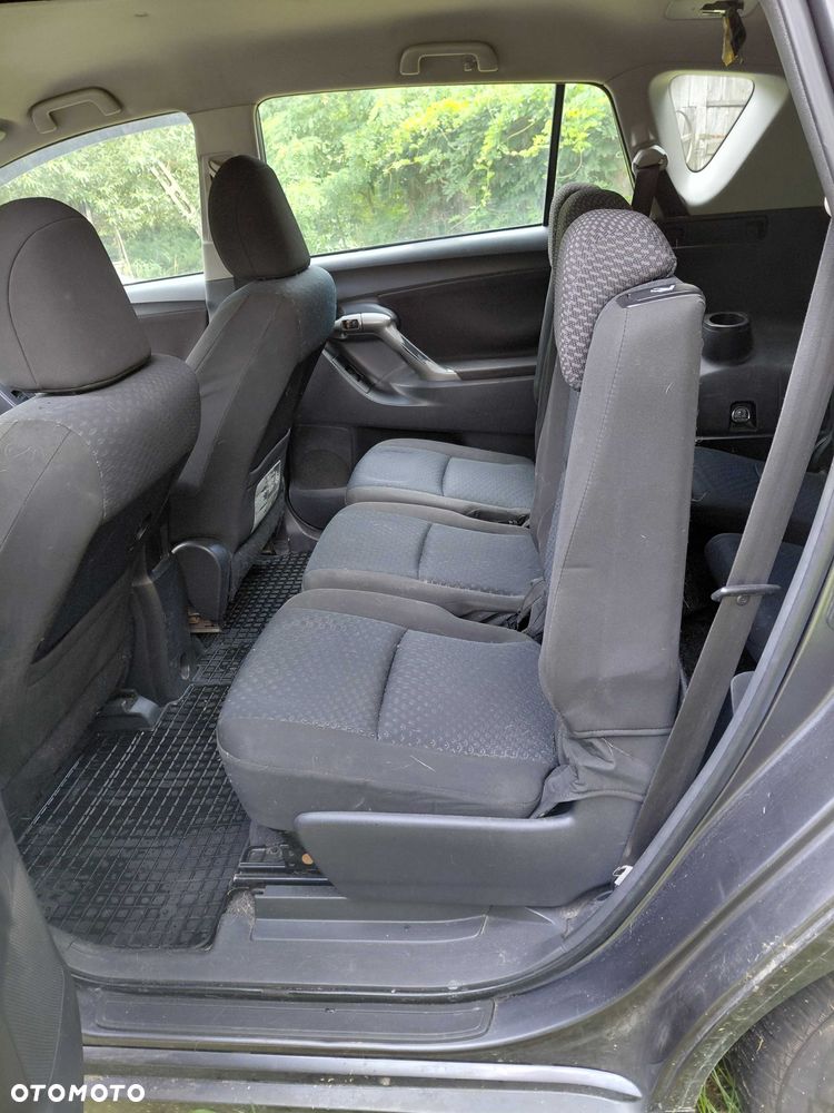 Toyota Verso - 8
