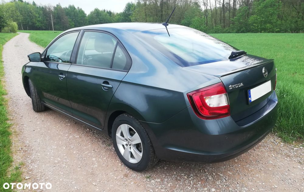 Skoda RAPID 1.4 TSI Ambition DSG - 7