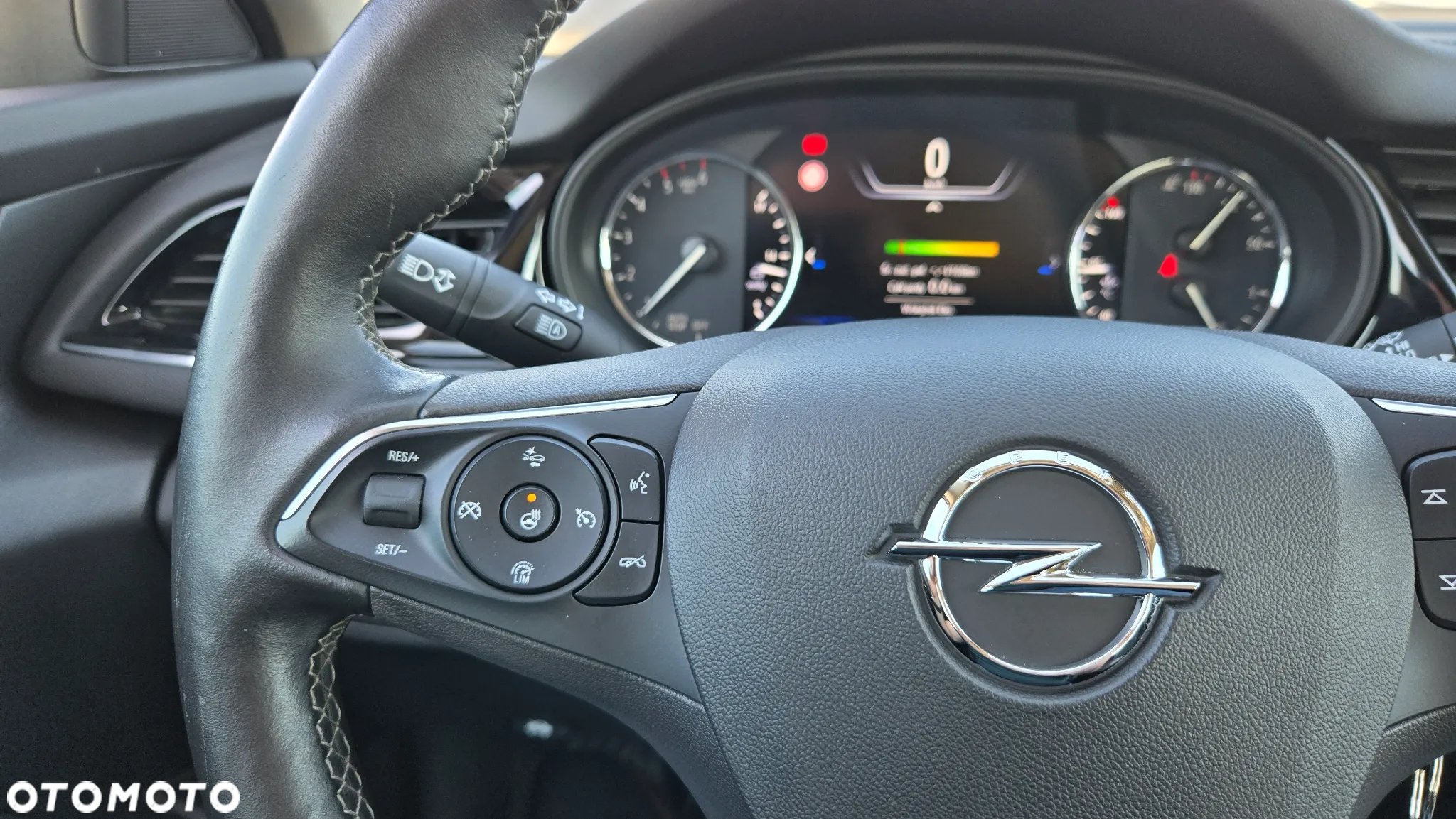 Opel Insignia 1.6 CDTI Innovation S&S - 32