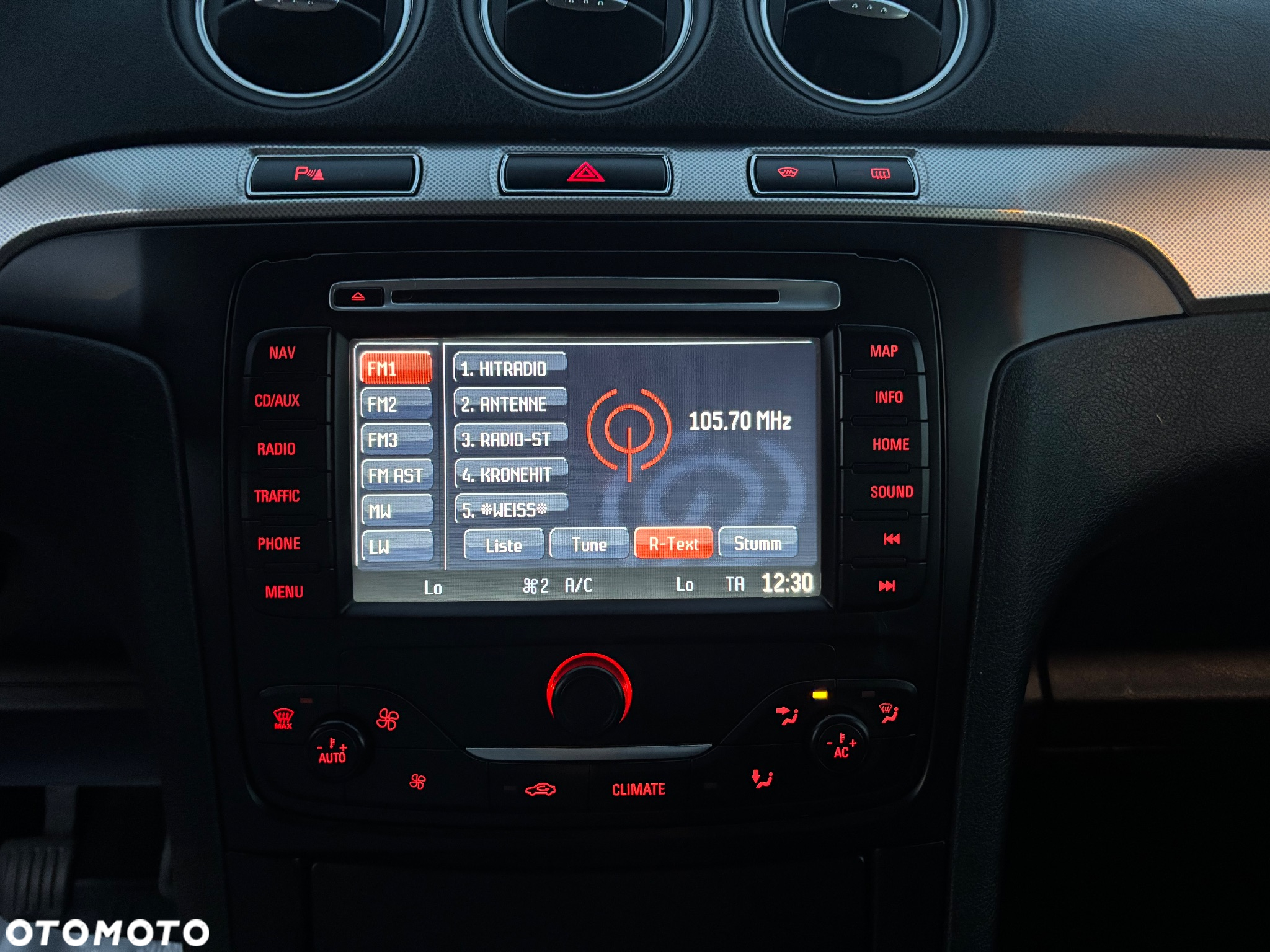 Ford Galaxy 2.0 TDCi Ghia - 21