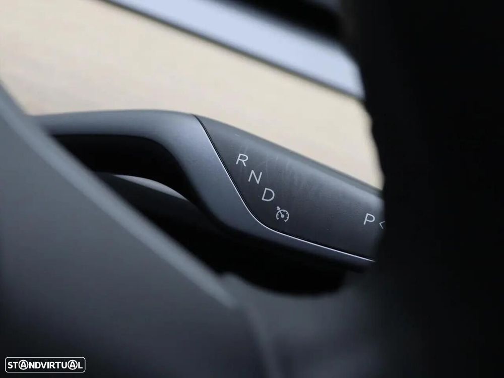 Tesla Model 3 Standard RWD - 9