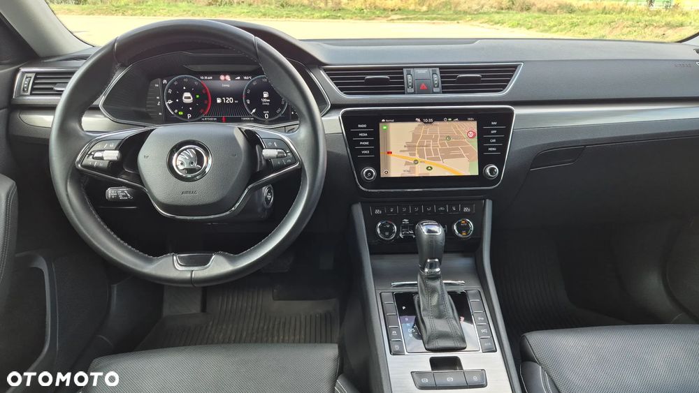 Skoda Superb 2.0 TDI SCR Style DSG - 11
