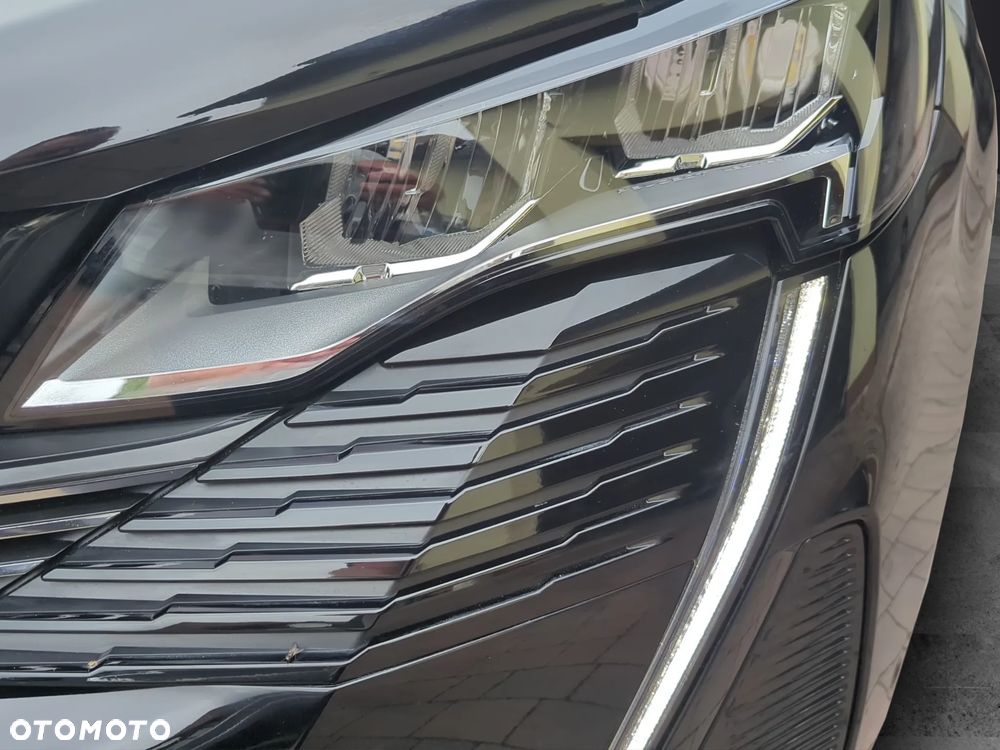 Peugeot 3008 1.2 PureTech Allure S&S EAT8 - 27