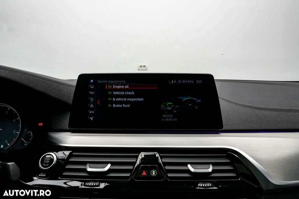 BMW Seria 5 530d xDrive Aut. Luxury Line - 25