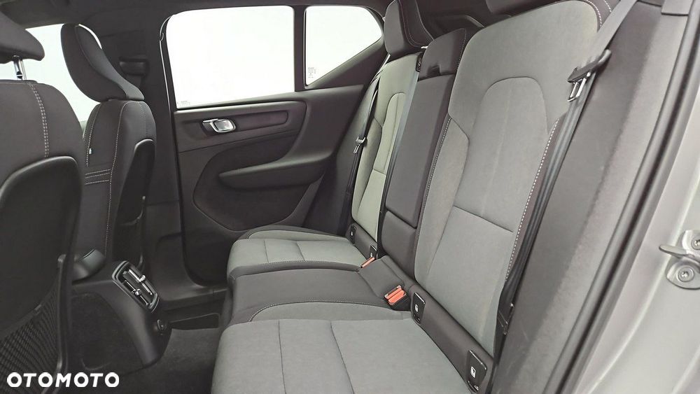 Volvo XC 40 - 22